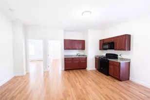 215 State St, Bristol, RI 02809 - Photo 1