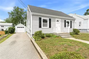 27 Norman St, Cumberland, RI 02864 - Photo 1