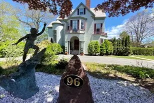 96 Rhode Island Ave, Newport, RI 02840 - Photo 1