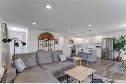66 Girard Avenue #423, Newport, RI 02840 - Photo 1