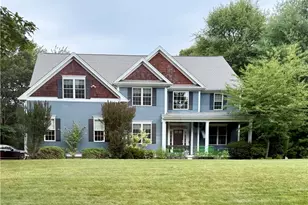 311 Sylvan Ct, North Kingstown, RI 02874 - Photo 1