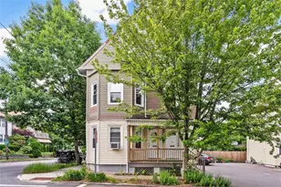 4 Poplar St, Providence, RI 02906 - Photo 1