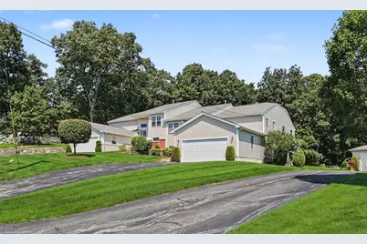 29 Hunters Run, North Providence, RI 02904 - Photo 1