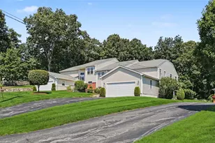 29 Hunters Run, North Providence, RI 02904 - Photo 1