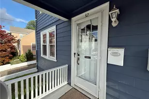 32 Lucas St, Pawtucket, RI 02860 - Photo 1