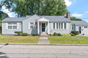 5 Hodsell St, Cranston, RI 02910 - Photo 1