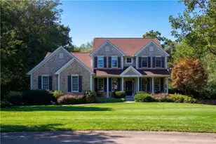 45 Hunters Ct, North Kingstown, RI 02874 - Photo 1
