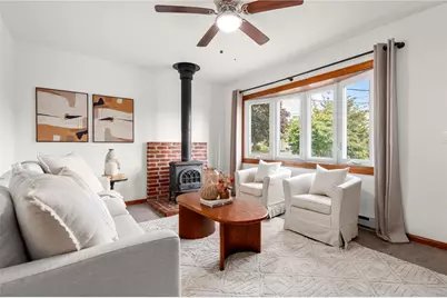 40 Ladeira Avenue, Portsmouth, RI 02871 - Photo 1