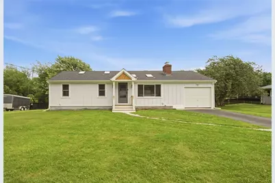 17 Longmeadow Road, Portsmouth, RI 02871 - Photo 1
