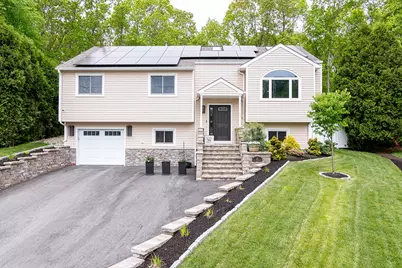 26 Ivy Hollow Court, Cranston, RI 02921 - Photo 1
