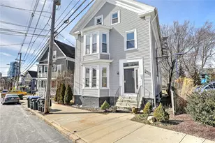 390 Hope St, Providence, RI 02906 - Photo 1