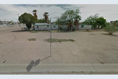 204 E Ash Street - Photo 1