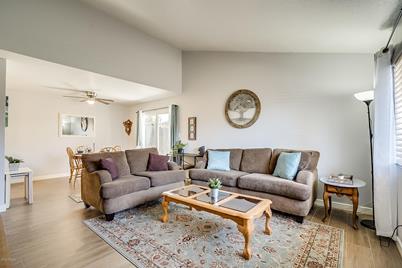 2233 W Farmdale Avenue #1 - Photo 1