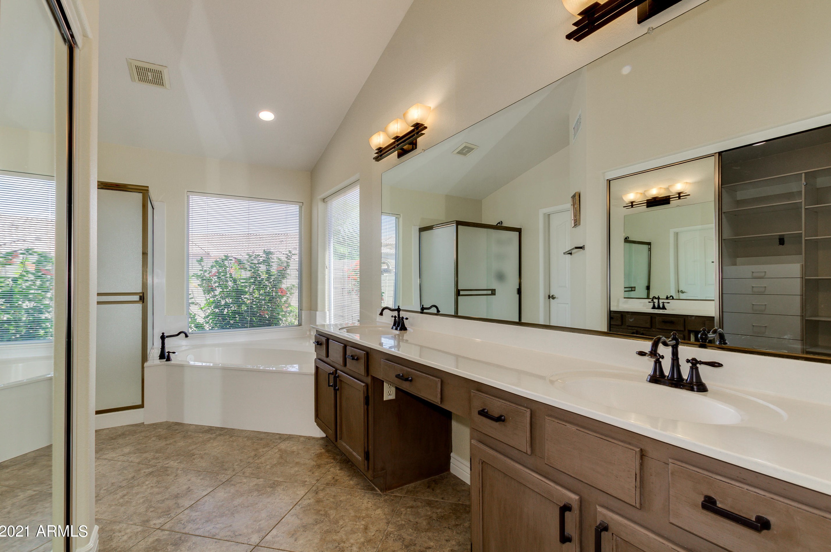 1311 Muirwood Dr, Phoenix AZ  85045-0602 exterior