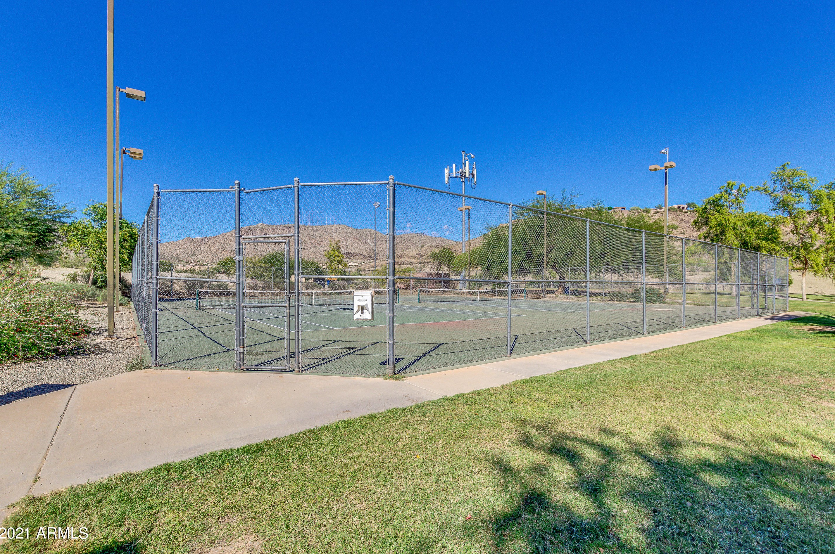 1311 Muirwood Dr, Phoenix AZ  85045-0602 exterior