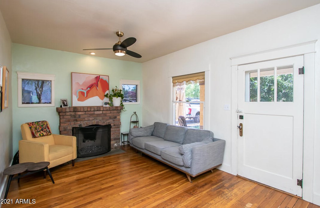 2041 Mitchell St, Phoenix AZ  85006-2188 exterior