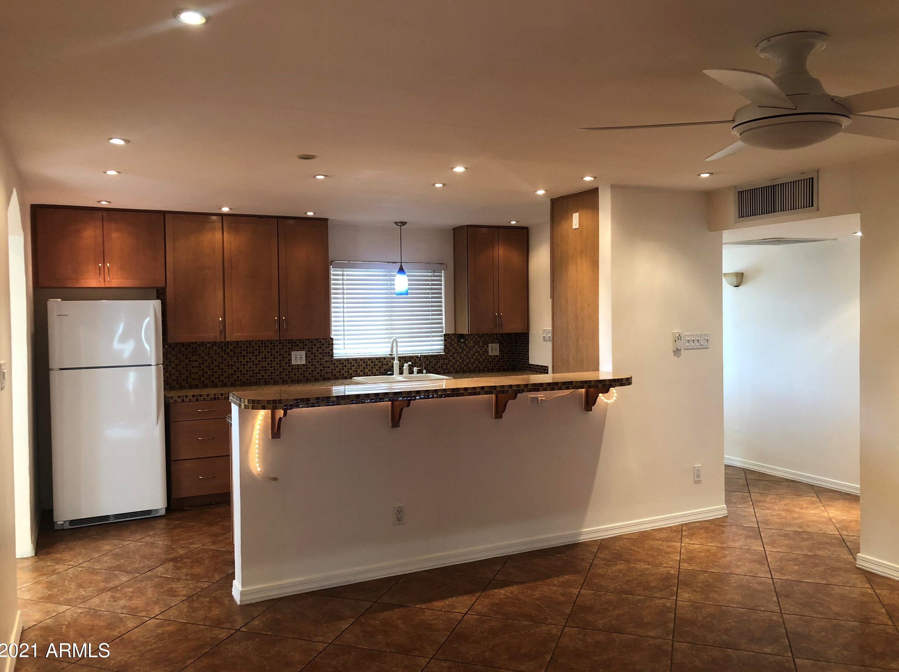 4636 Palm Ln, Phoenix AZ  85008-4144 exterior