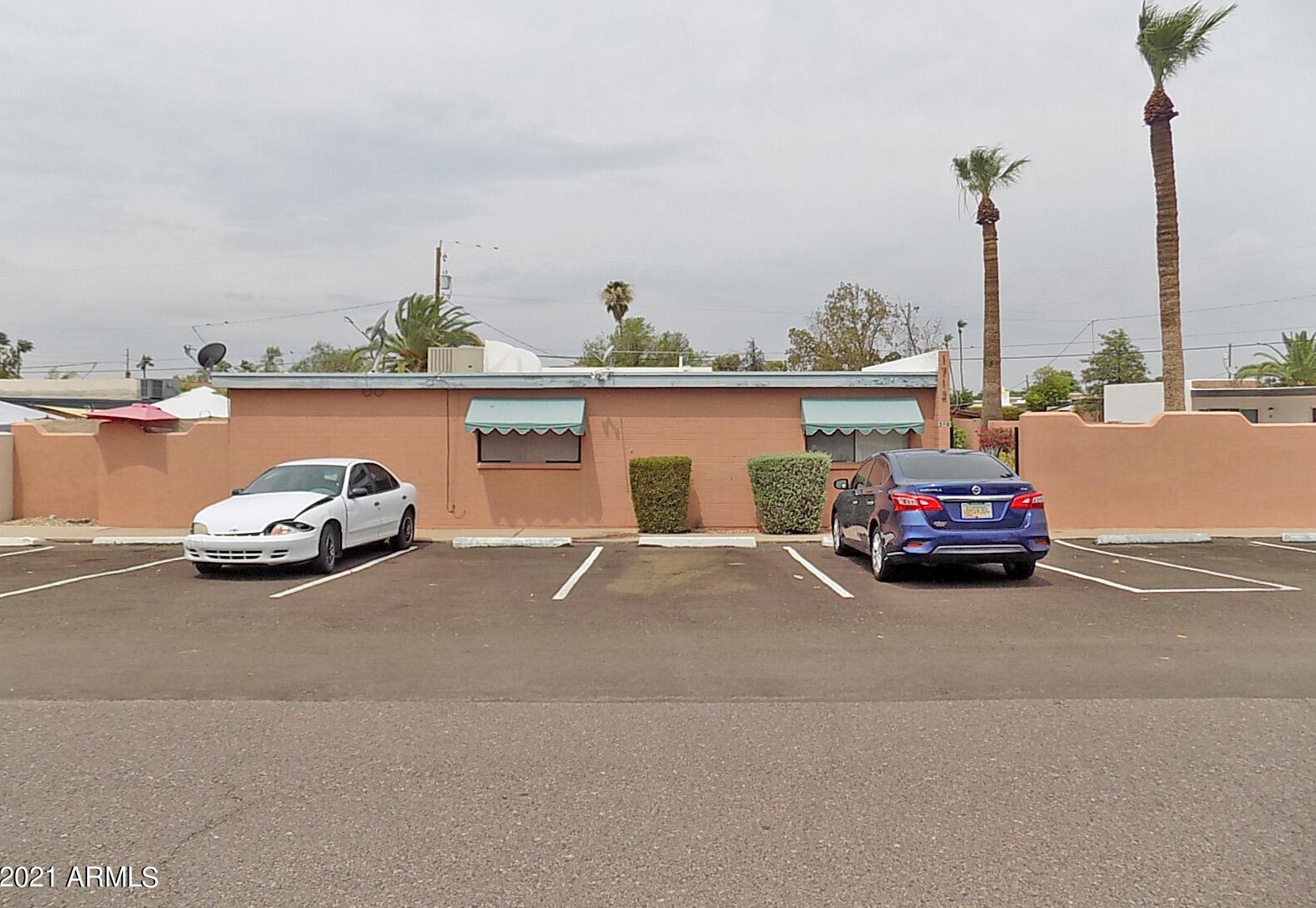 1712 Ocotillo Rd, Phoenix AZ  85016-1031 exterior