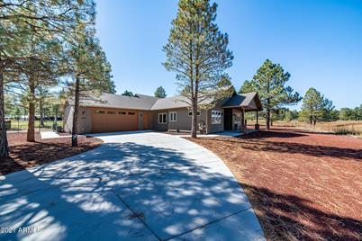 2927 W Brookhollow Drive - Photo 1