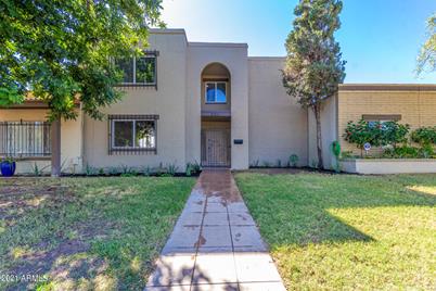 8205 E Rose Lane - Photo 1