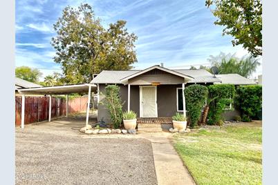 4511 N 10th Street - Photo 1