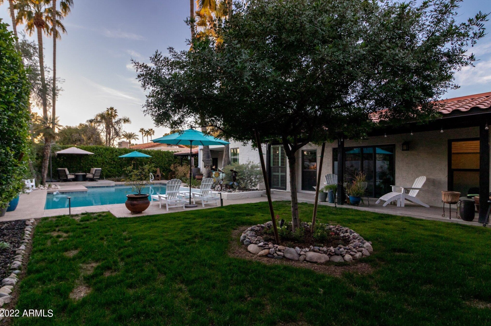 2551 Missouri Ave, Phoenix AZ 85019-4545 exterior