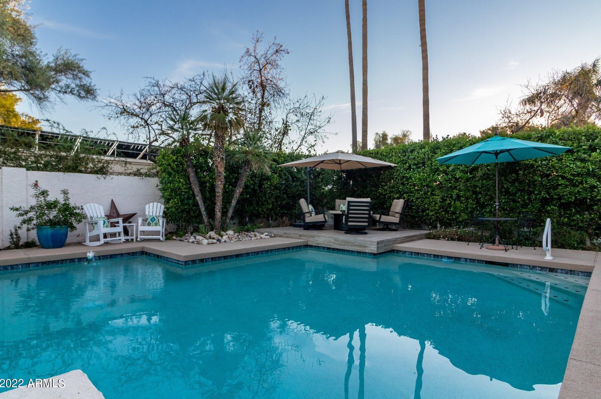 2551 Missouri Ave, Phoenix AZ 85019-4545 exterior