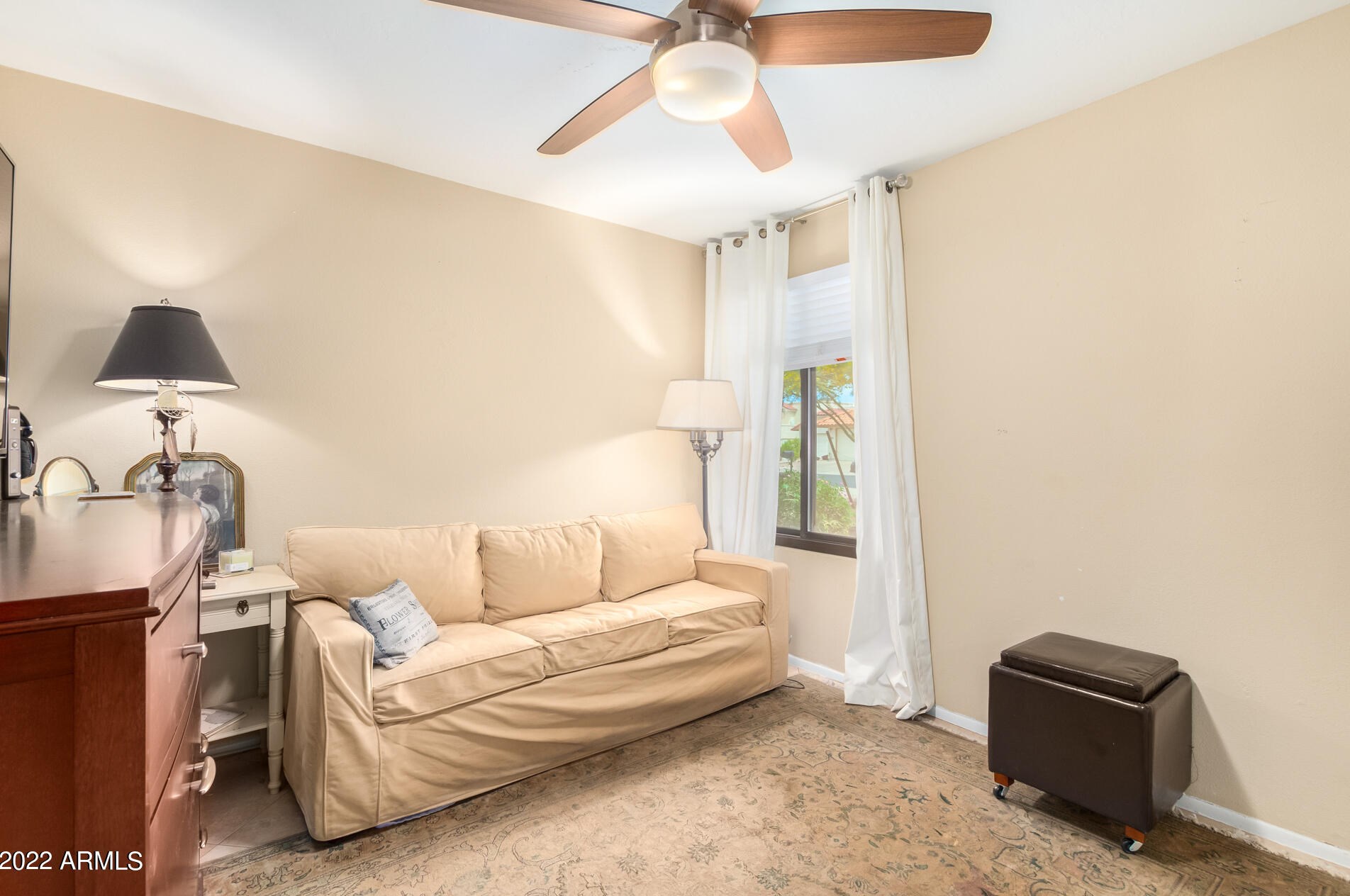 5017 Mesquite Wood Ct, Phoenix AZ 85044-1721 exterior