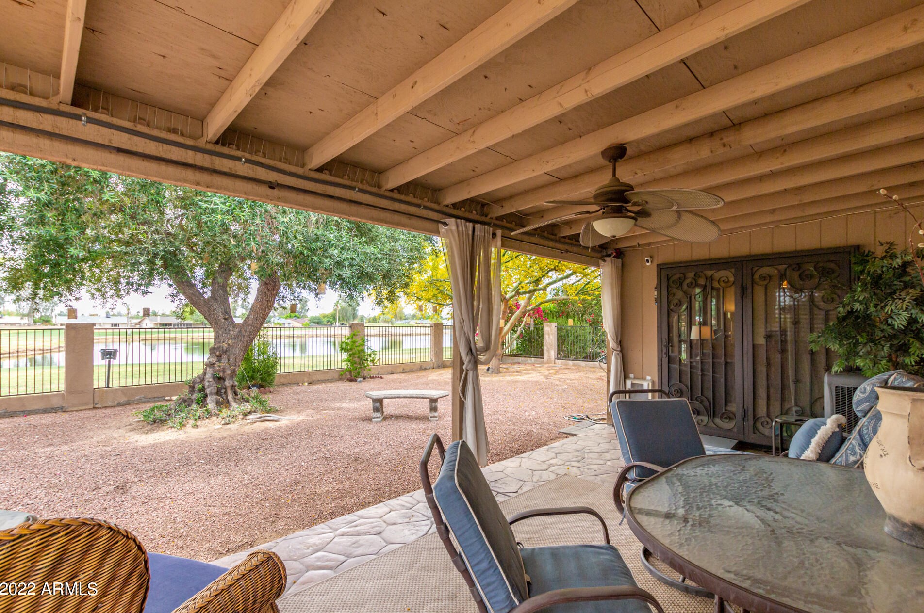 5017 Mesquite Wood Ct, Phoenix AZ 85044-1721 exterior