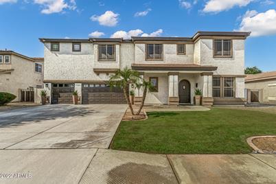 284 E Benrich Drive - Photo 1