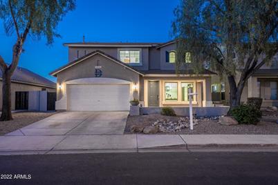 3570 E Meadowview Drive - Photo 1