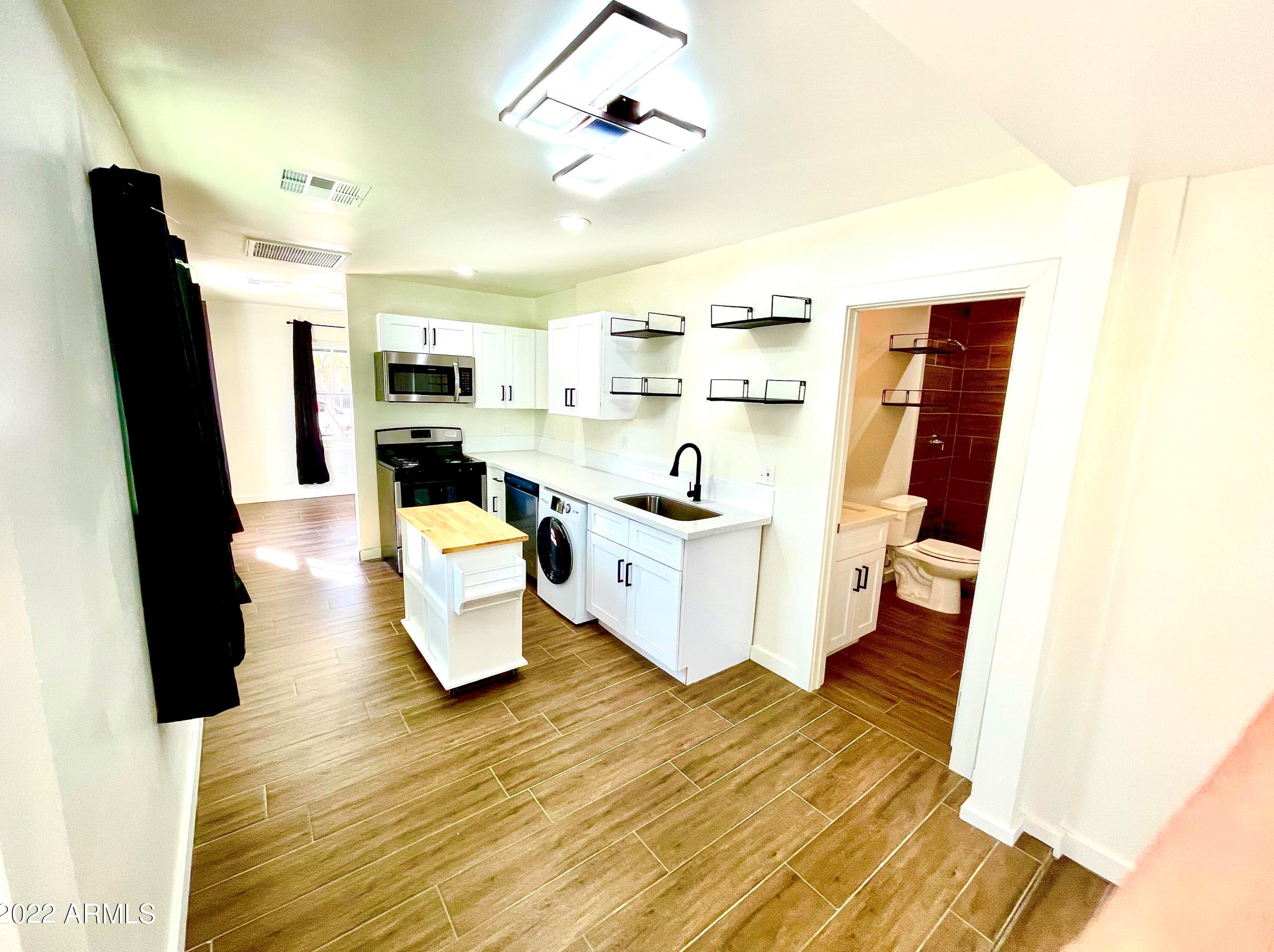 1606 Taylor St, Phoenix AZ  85007-2412 exterior