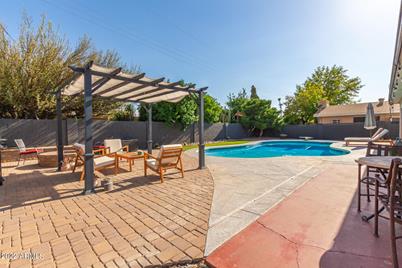 8319 E Bonnie Rose Avenue - Photo 1