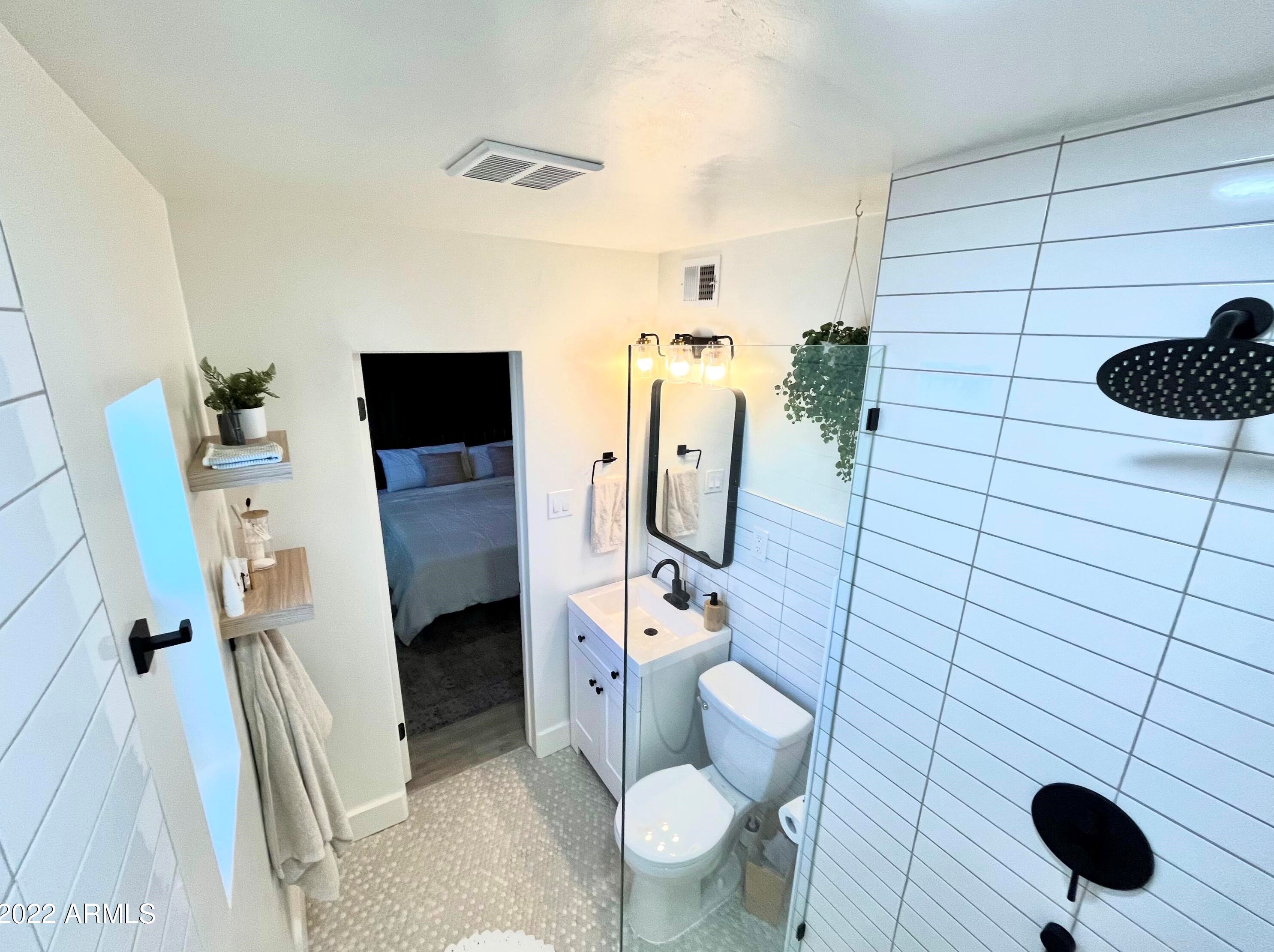 2509 Minnezona Ave, Phoenix AZ  85016-4953 exterior