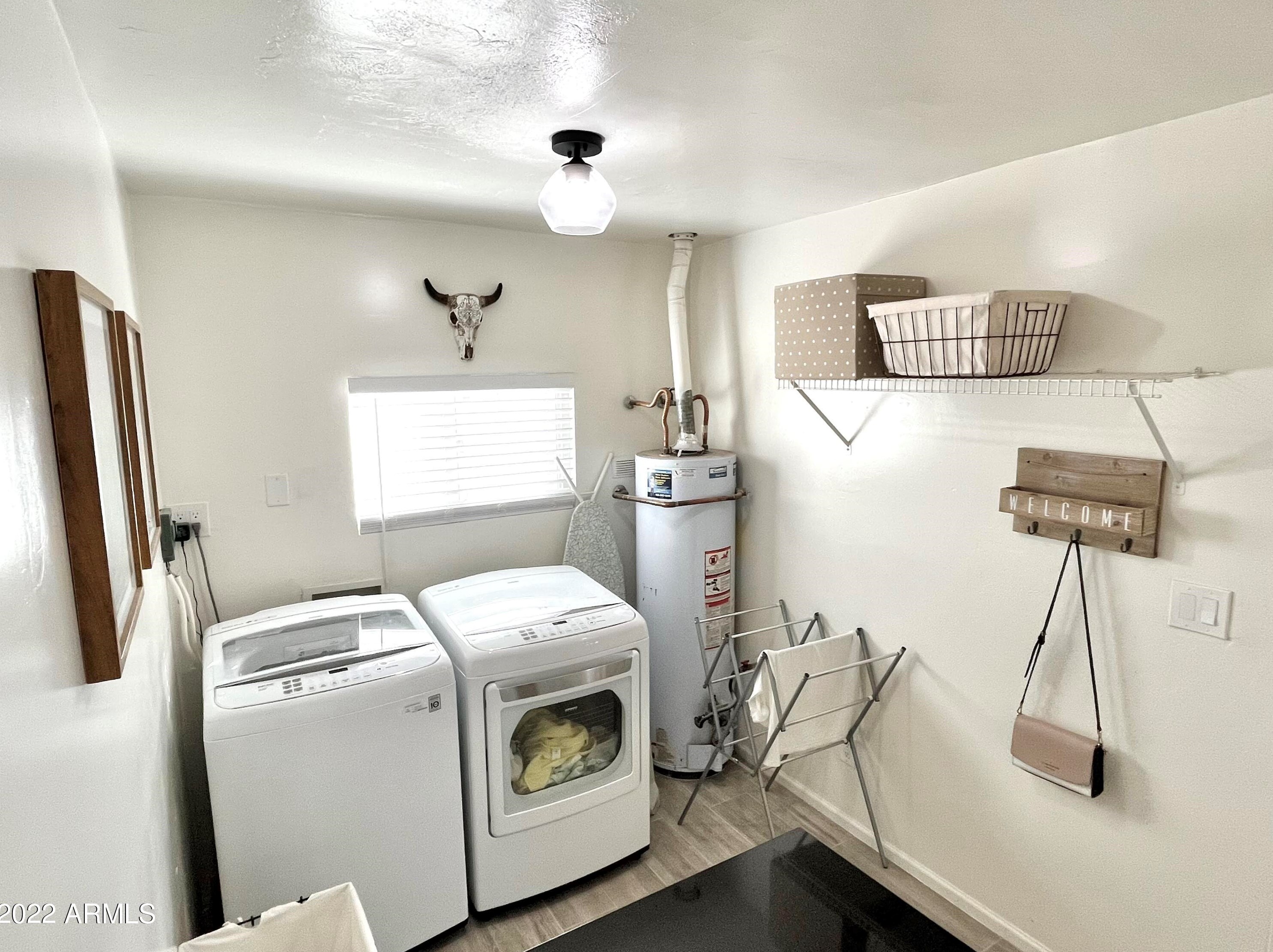 2509 Minnezona Ave, Phoenix AZ  85016-4953 exterior