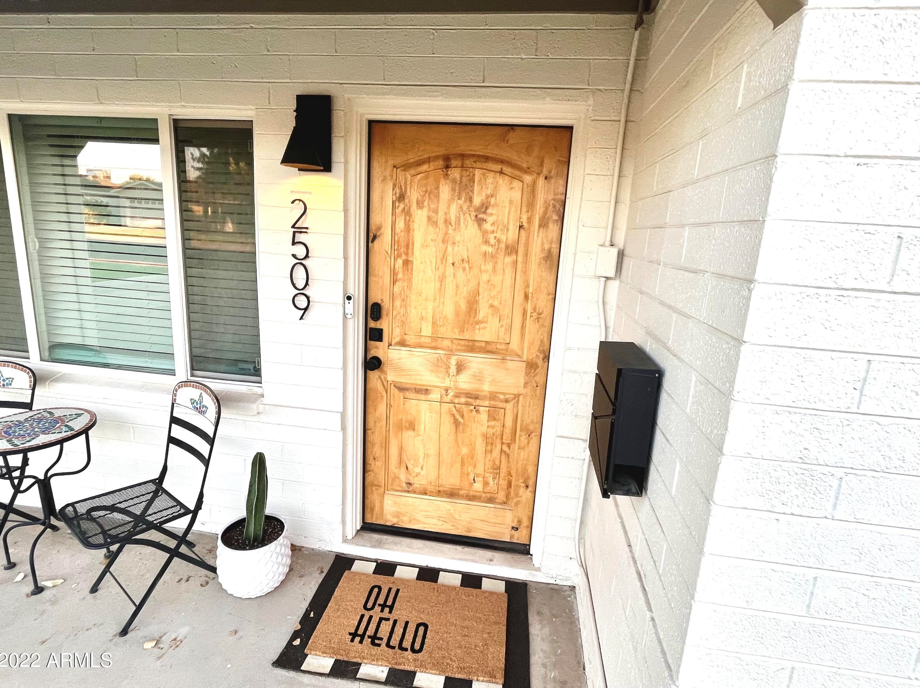 2509 Minnezona Ave, Phoenix AZ  85016-4953 exterior