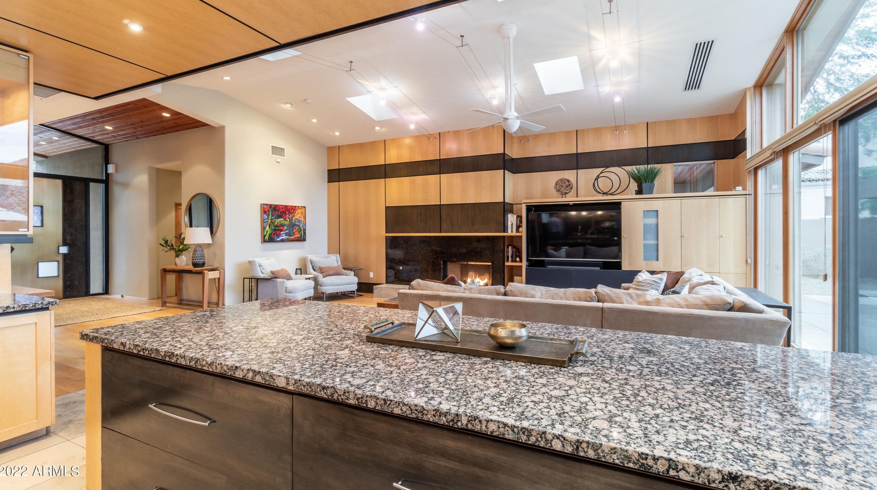 3622 Kachina Dr, Phoenix AZ 85044-3431 exterior