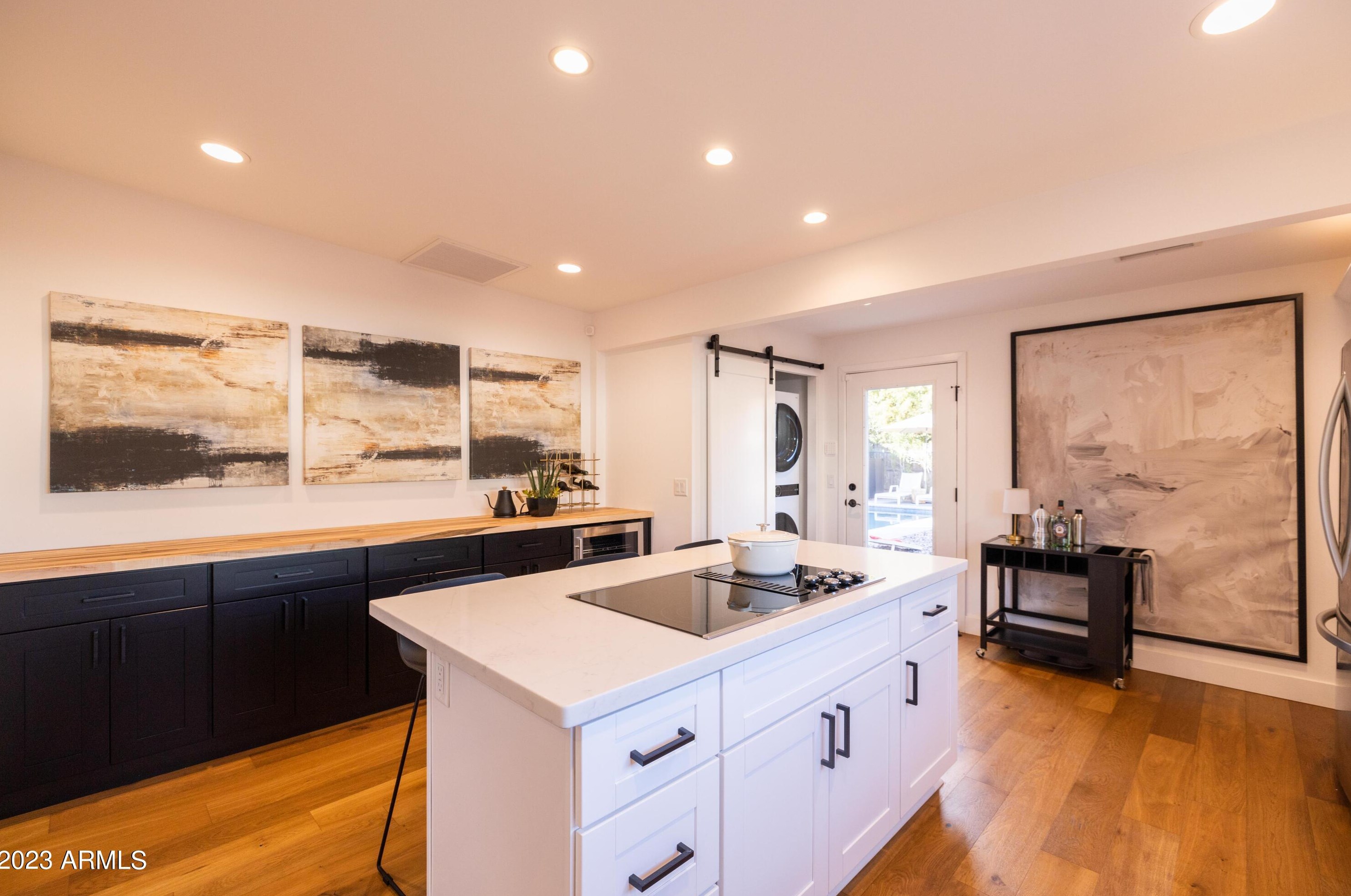 52 Lewis Ave, Phoenix AZ  85003-1037 exterior