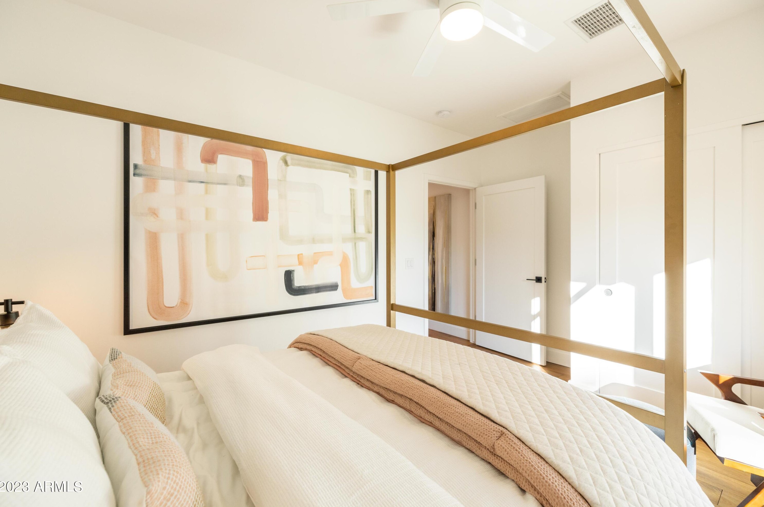 52 Lewis Ave, Phoenix AZ  85003-1037 exterior