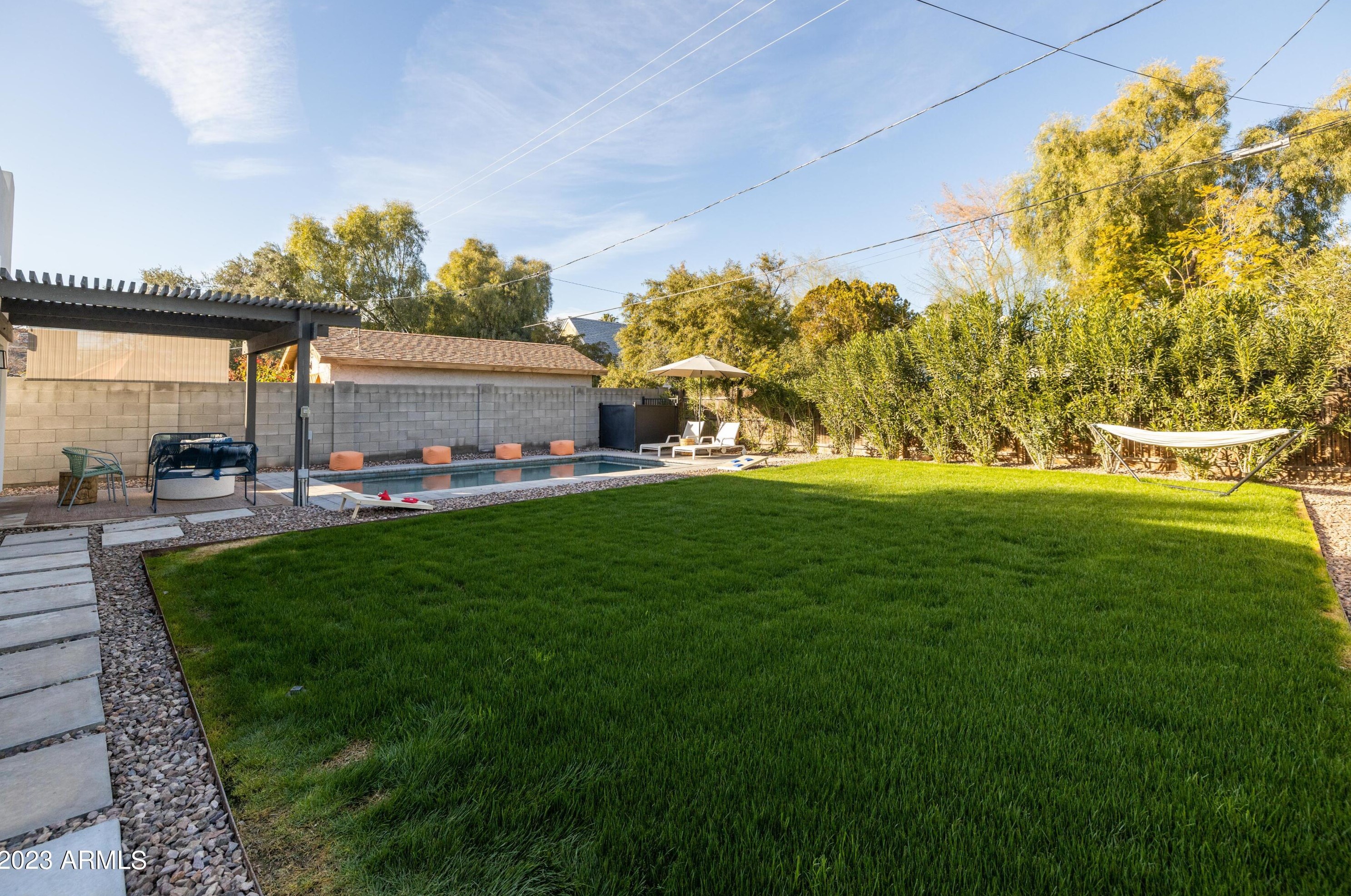 52 Lewis Ave, Phoenix AZ  85003-1037 exterior