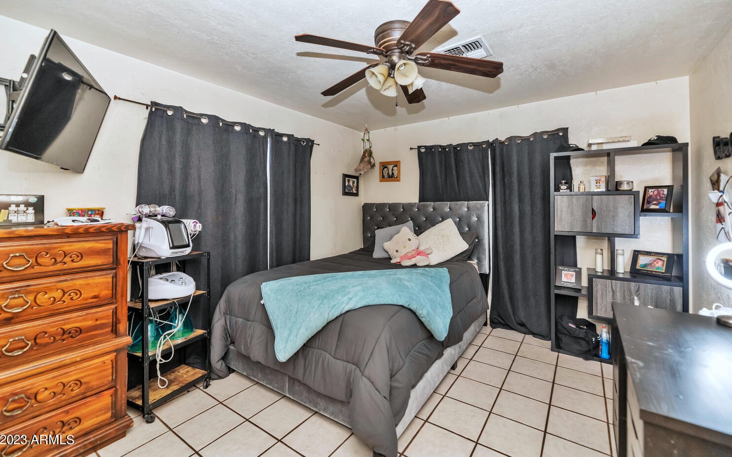 2841 Turney Ave, Phoenix AZ 85016-5849 exterior