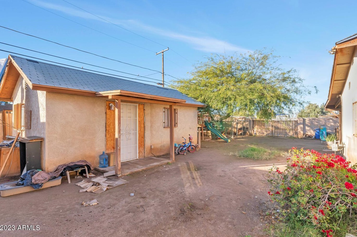 2841 Turney Ave, Phoenix AZ 85016-5849 exterior