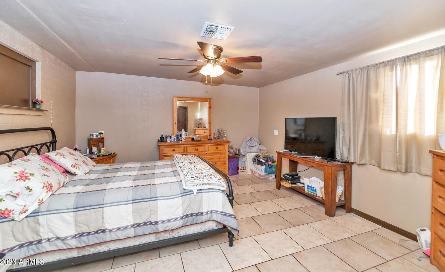 2841 Turney Ave, Phoenix AZ 85016-5849 exterior