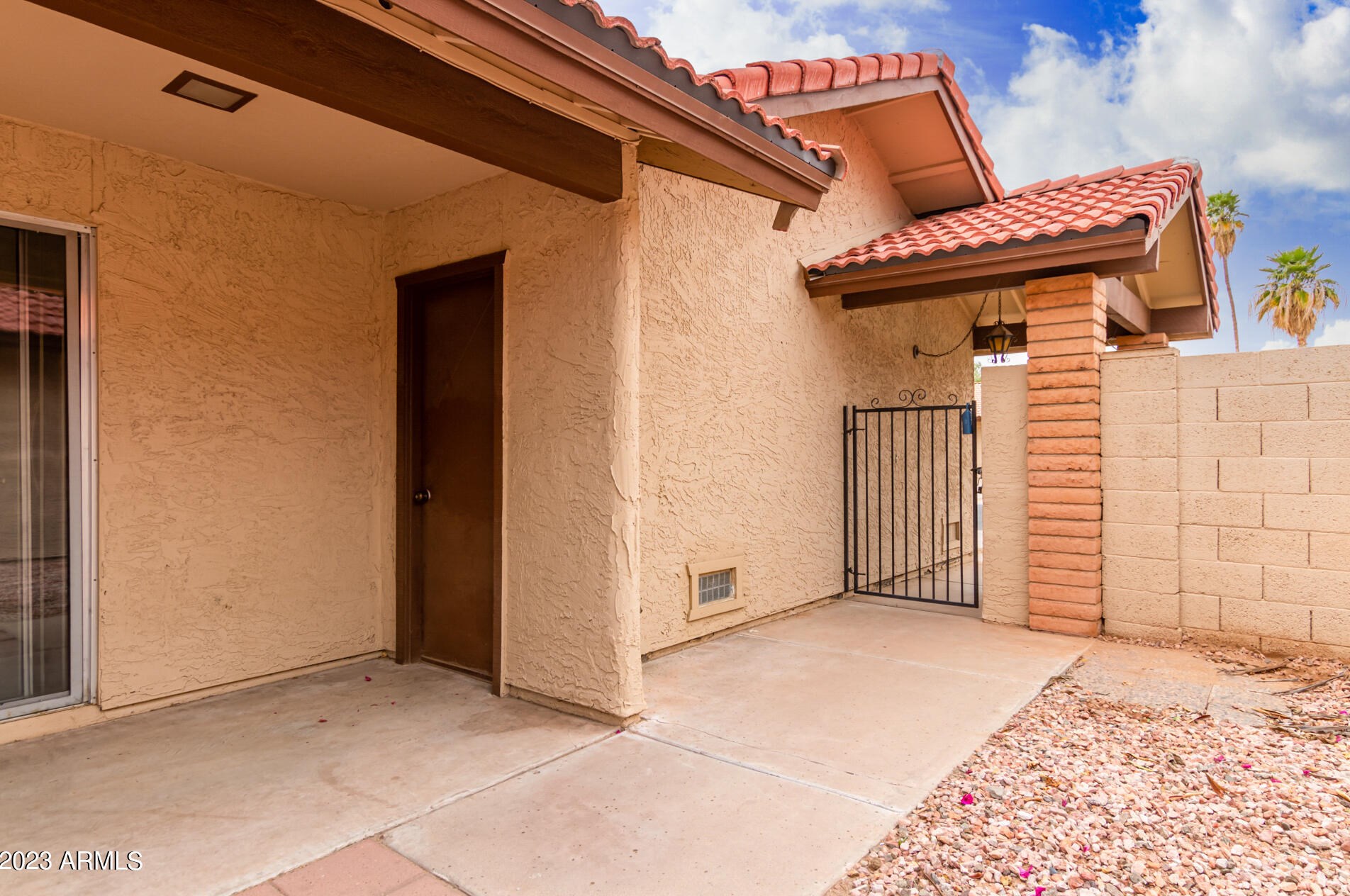 11623 Ki Rd, Phoenix AZ  85044-2324 exterior