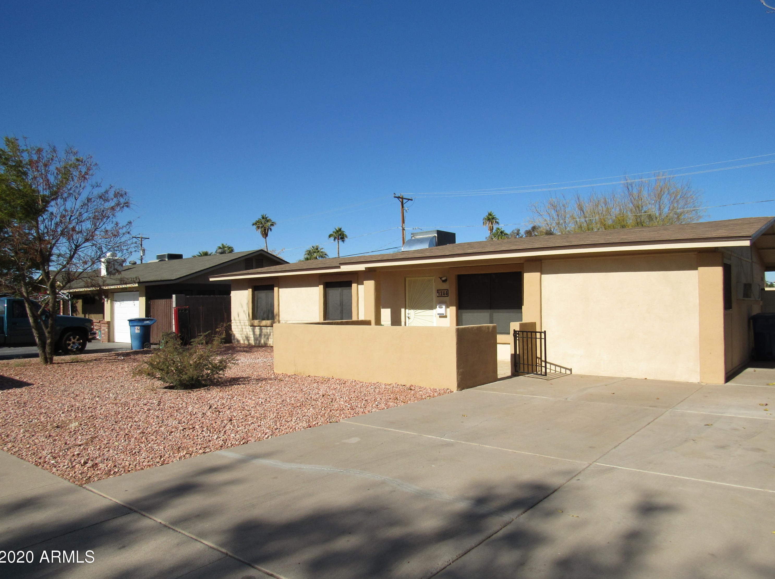 1244 Susan Ln, Tempe AZ  85281-1639 exterior