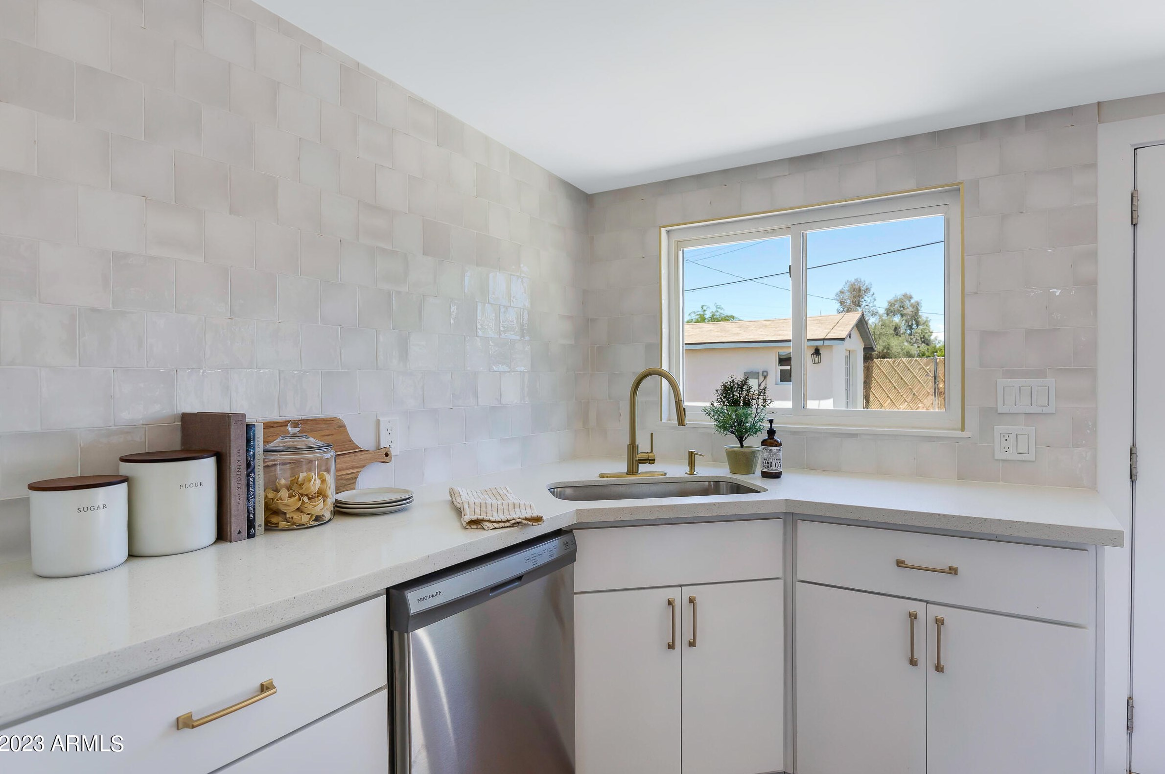 1808 Pinchot Ave, Phoenix AZ  85016-7717 exterior