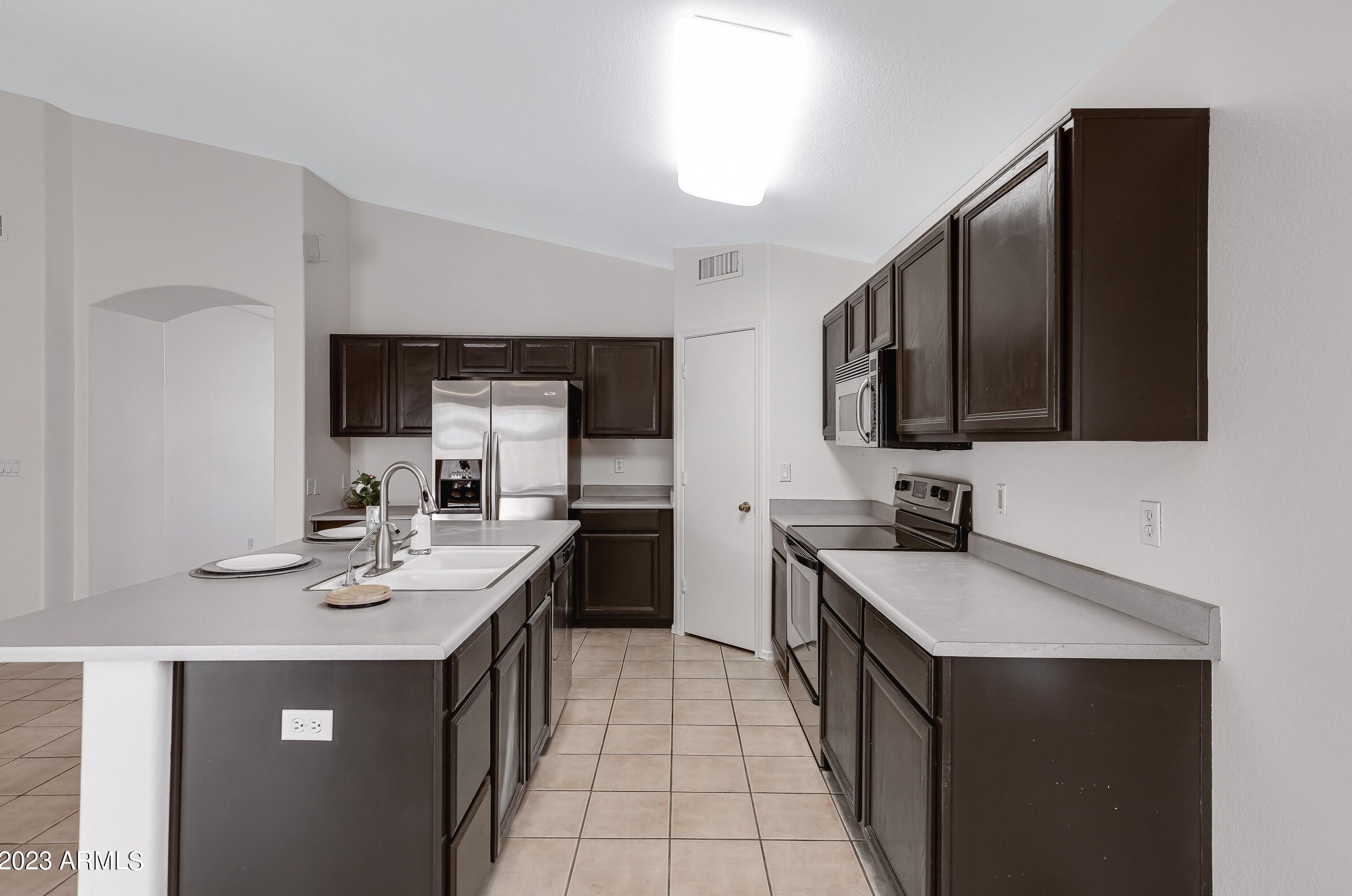 4925 Buffalo St, Chandler AZ 85226-7907 exterior