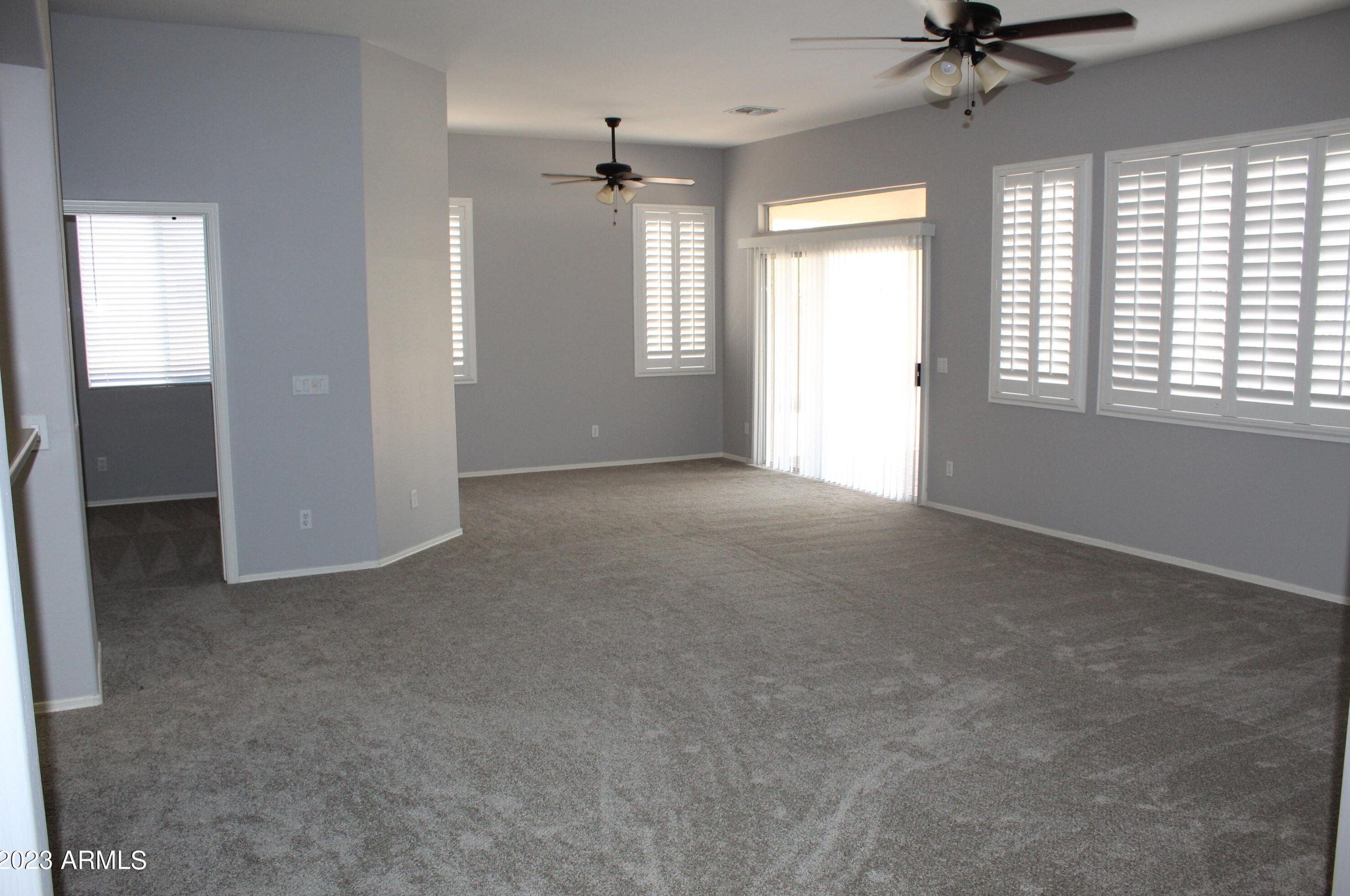 1077 Portland Ave, Gilbert AZ  85234-1111 exterior