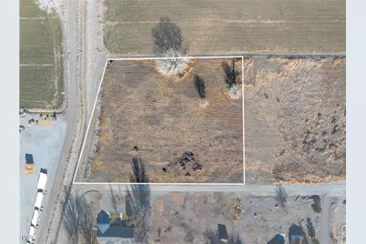 14 Ashley, Yerington, NV 89447 - Photo 1