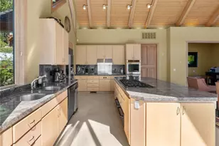 563 Knotty Pine Dr, Incline Village, NV 89451 - Photo 11